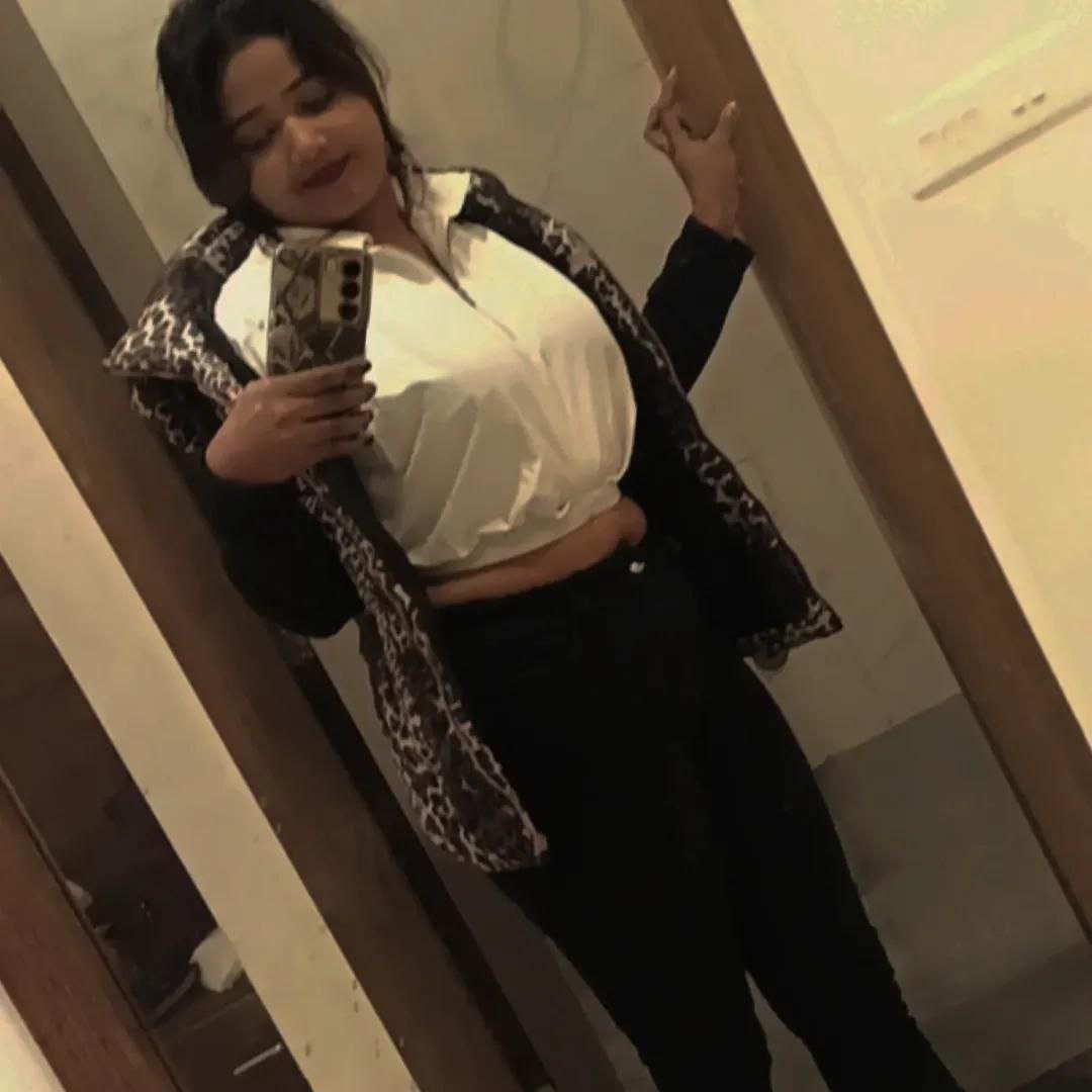 Independent Delhi Call Girl Ad near Lajpat Nagar Verified Photos in Delhi photo 1